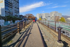 마산의 106년 근현대사 가득한 옛 기찻길, 임항선 그린웨이