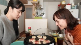 일본 대도시 두 여자의 집밥이 전하는 따스한 위로