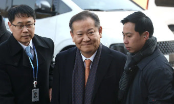 경찰, 이상민 자택 압수수색…언론사 단전·단수 지시 의혹