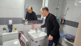 집 안 휠체어 이동은 기본…“노인·장애인 살기 딱이죠”