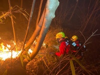 [영상] 지리산 천왕봉 4.5㎞ 앞까지 불길…“봉우리로 번지면 속수무책”