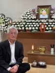 “고통받는 이들의 침묵, 문학의 언어로 짊어지셨죠”