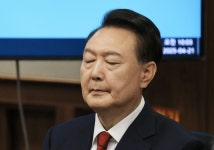 검찰, 내란 우두머리 윤석열 ‘직권남용’ 혐의 추가 기소