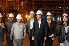 이준석, 여수 산단서 선거운동 시작…제조업 재도약 강조