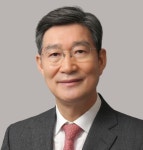 오광수 민정수석, 친구에 ‘부동산 차명관리’…대통령실 몰랐나
