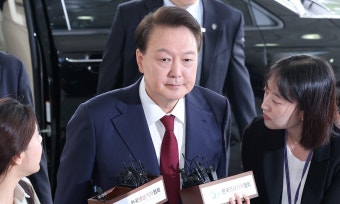 특검, ‘윤석열 조사’ 3시간 만에 재개…체포 방해 혐의 조사는 중단