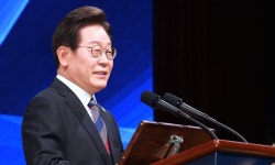 이 대통령 “민주주의 의심하는 사람에게 K민주주의 지켜보라 할 것”