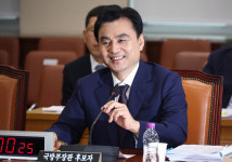 안규백, ‘전작권 전환 반대’ 국힘과 논쟁…“북은 주적” 정동영과는 다른 답변