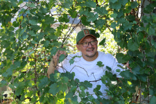 소름 돋는데 웃음이 터진다…영화 ‘THE 자연인’