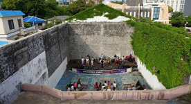 두달 시간은 벌었지만…65년 서귀포 역사 품은 관광극장 운명은