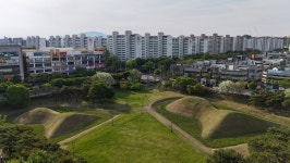 “마한 고분군 제대로 보여주려 직접 드론 촬영까지 했죠”