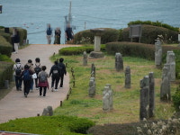 부산 이기대 예술공원 ‘옛돌스트리트’ 조성…주민 “공동묘지 분위기” 반대