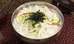 칼국수 한그릇 1만원…가격 상승폭 1위라지만 ‘이게 맞나’