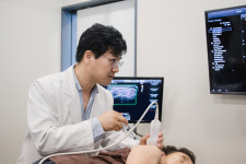 암 앞에서도 ‘행복한 웃음’ 지으면 회복은 시작된다 [건강한겨레]