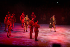 뮤지컬 〈여명의 눈동자〉 360도 공연장에서 마주하는 광복 80주년, 가장 가까운 역사