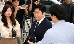 검찰, 방시혁 ‘1900억 부당이득 혐의’ 구속영장 반려
