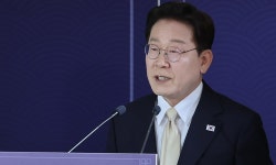 6·10 민주항쟁 39돌…이 대통령 “민주주의 지킨 힘, 국민에게서 나와”