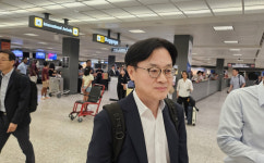 방미 김정관 “대미투자 1호, 에너지 중심 협의…이르면 8월 말 발표”