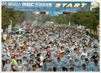 가을바람 맞으며 강변을 달린다