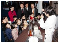 `노벨 사이언스 체험전` 방문한 김우식 부총리