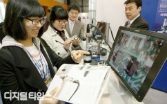 광응용ㆍ광전자산업 전시회 `옵티컬 엑스포` 개막