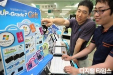 `윈도7`이 하반기 PC시장 살린다