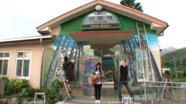 시간도 멈춰서는 시골 간이역
