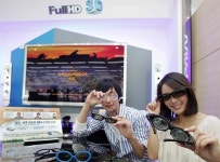 도수안경으로 3DTV 즐기세요