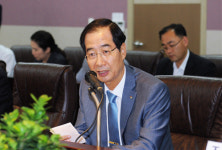 한덕수 무협회장, 경남지역 무역 현장 애로 파악