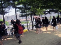 구로구 스승의날 맞아 사제간 벽 허무는 세족식 열어