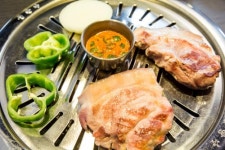 `서울로 옮겨온 제주` 홍대 맛집 제주 십육돈가 인기