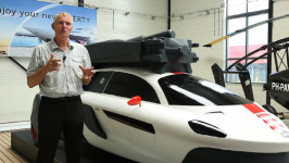 눈앞에 있는 `하늘을 나는 자동차`