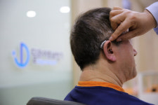 노인성 난청, 보청기 착용 추천 가격비교에도 높은 비용이 구입 `걸림돌`