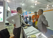 전자파 없는 현대의료기 돌침대, 흙침대 미국 뉴욕진출 수출계약체결