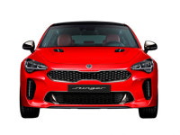 살짝 밟아도 순식간에 시속100km … 기아의 야심작 ‘스팅어’