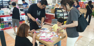 함평천지(시흥)휴게/주유소 ‘현충일 태극기 부채 만들기 행사’ 진행