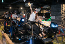 [포토] 실제처럼 신나요, 콩 VR 테마파크 오픈