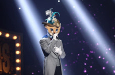 `복면가왕` 부뚜막 고양이, 누구?…故신해철 헌정 무대로 3연승