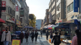 [풀뿌리상권 살려내자] "테마 잡으니 상권 뜨네요"… 기피 대상서 `맛집 투어`로 부활