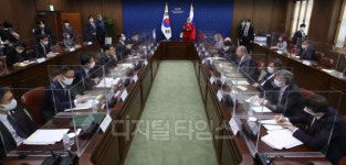 [포토] 마주 앉은 한-러 외교 장관