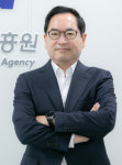 [데스크가 묻는다] 김창용 원장은…