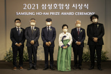 호암상 받은 봉준호 창작불꽃 꺼뜨리지 않겠다