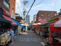 [풀뿌리상권 살려내자] 전통시장 옛모습 그대로 간직… 도심속에서 시골인심 느껴요