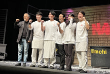 `난타`가 돌아온다…송승환 열심히 두드리겠다