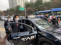 서울시 무인자율버스·로봇택시 시대