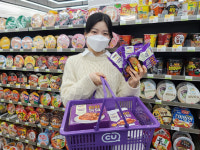 김치·계란 사면 라면 3봉 드려요…CU, ‘득템’ 행사 진행