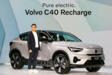 [포토] 볼보자동차, 쿠페형 순수 전기 SUV `C40 리차지` 공개