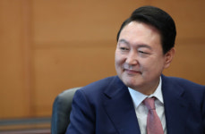 윤석열 대통령 10일 0시 합참 보고로 임기 시작…국민대표 20명 보신각 타종