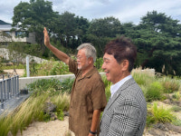 최재성, 덥수룩해진 ‘흰수염’ 文 사진 띄우며 “평산마을 평화로워…尹, 잘하셨다”