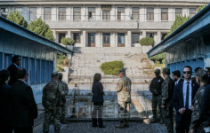 [포토] 판문점 둘러보는 카멀라 해리스